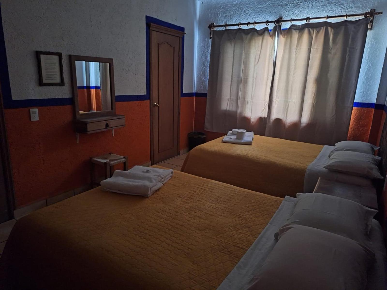 Hotel Posada Casa Las Gaviotas テポストラン エクステリア 写真